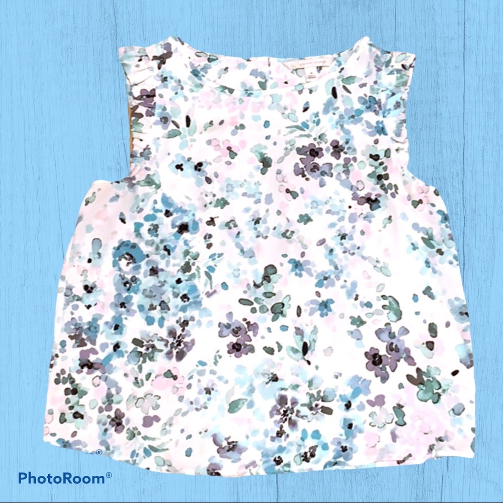 Lauren Conrad | Floral Sleeveless Ruffle Top EUC